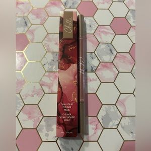 2/$20 CHELLA Dual Liquid Eyeliner Pearl